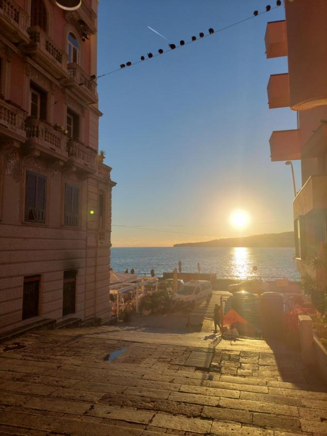 The Heart Of Naples - Neapolitana Apartment Ngoại thất bức ảnh