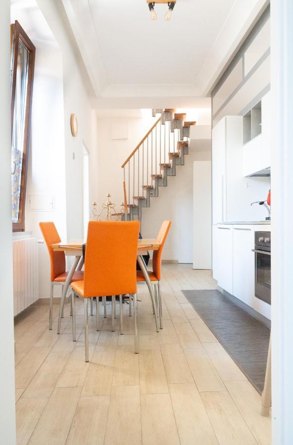 The Heart Of Naples - Neapolitana Apartment Ngoại thất bức ảnh